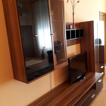Piac Utcai Apartman 德布勒森 外观 照片