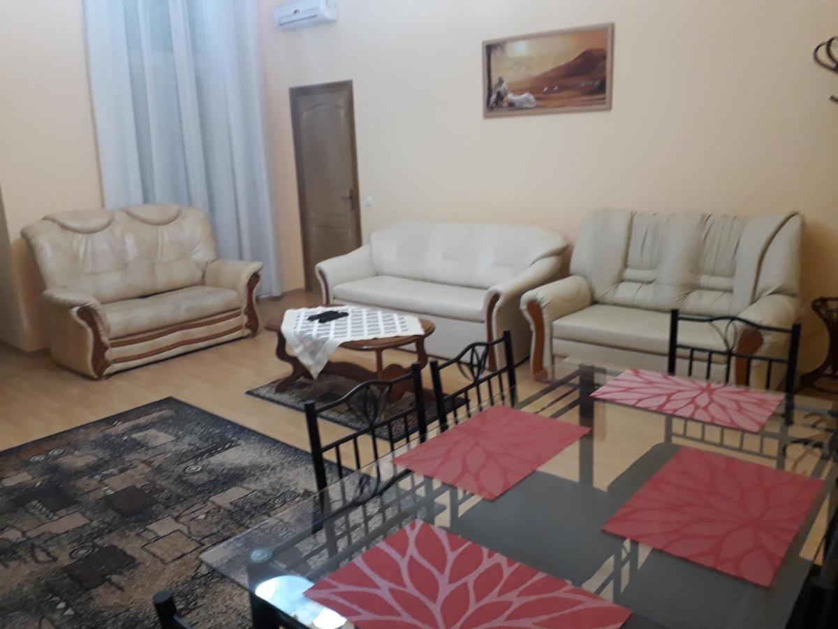 Piac Utcai Apartman 德布勒森 外观 照片