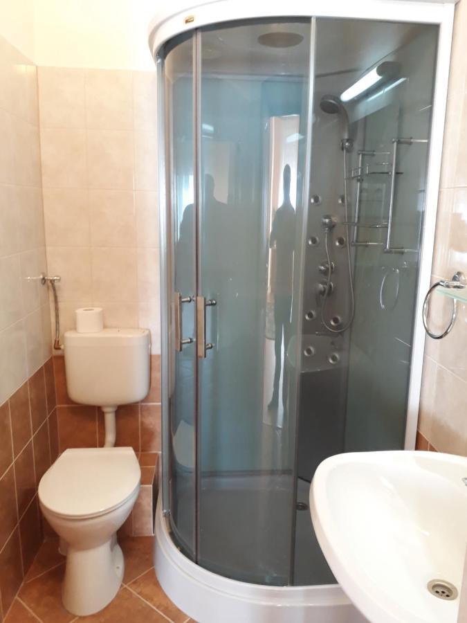 Piac Utcai Apartman 德布勒森 外观 照片