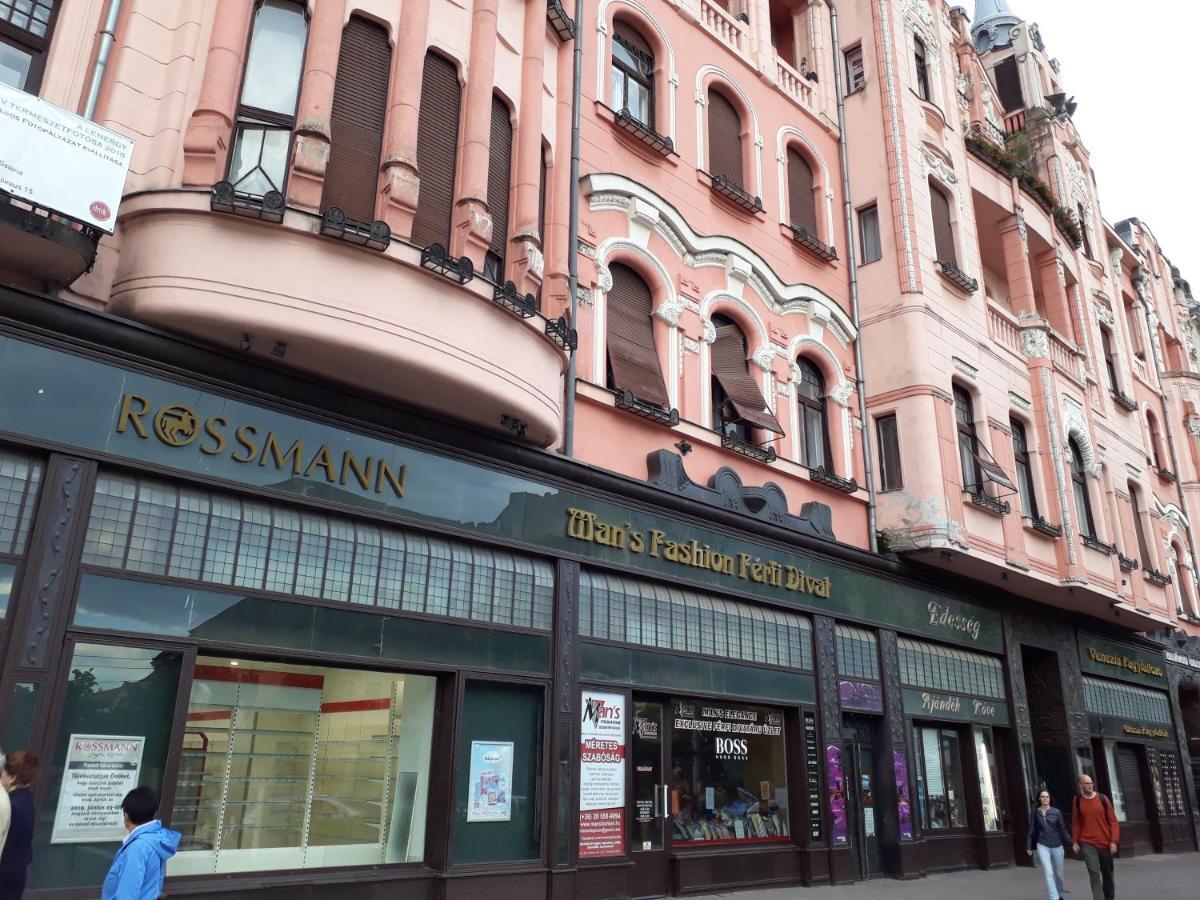 Piac Utcai Apartman 德布勒森 外观 照片